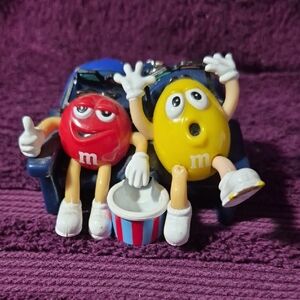 M&M's Mini 2001 At The Movies Red and Yellow Keychain Dispenser